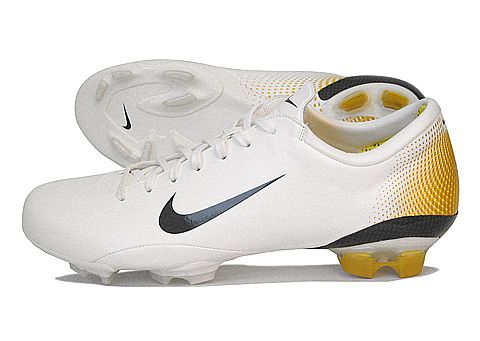 Chaussure de football Nike Mercurial